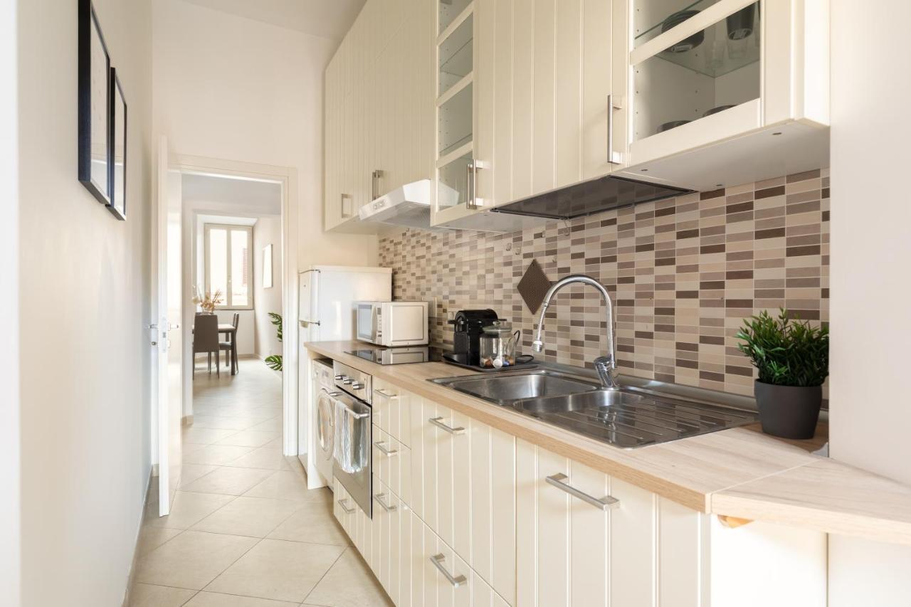 Residenza Piazza Di Spagna Рим Экстерьер фото