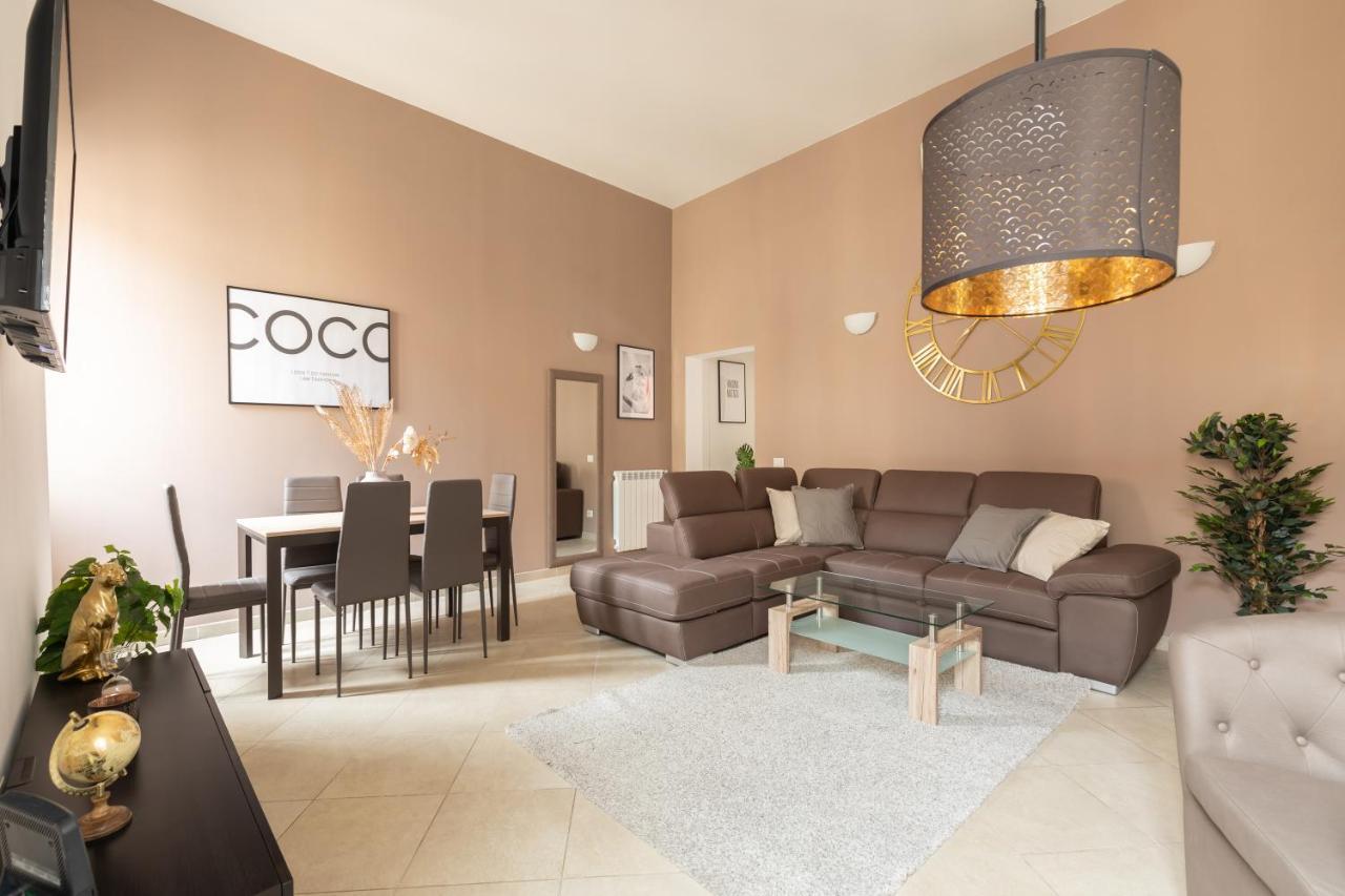 Residenza Piazza Di Spagna Рим Экстерьер фото